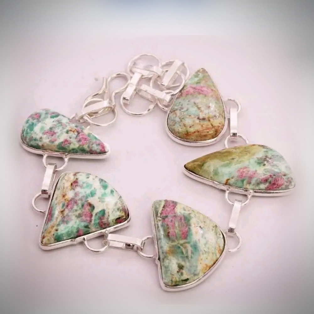 Ruby Fuchsite Bracelet of 8"